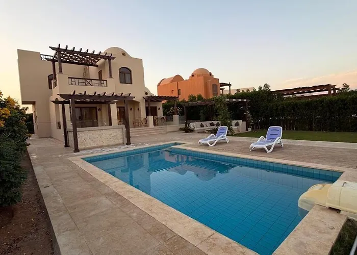 Exclusive In Sabina • 4 Br • Private Pool Villa *