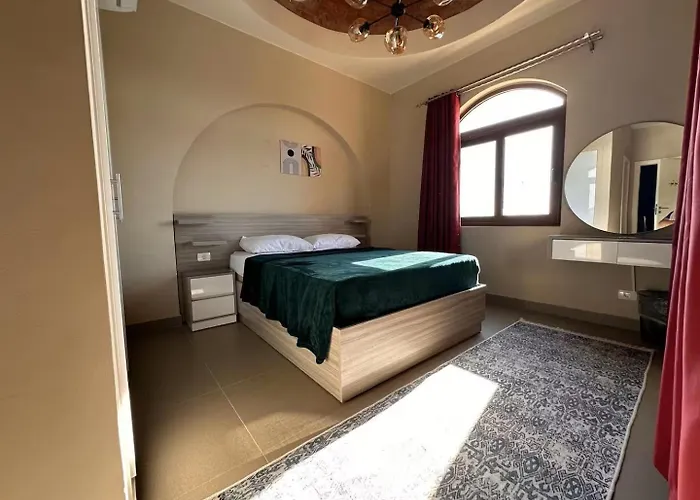 Exclusive In Sabina • 4 Br • Private Pool