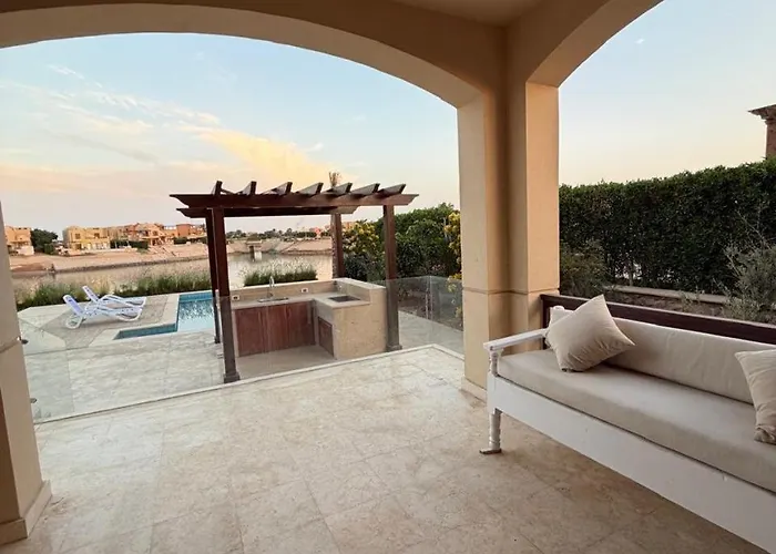 Exclusive In Sabina • 4 Br • Private Pool *