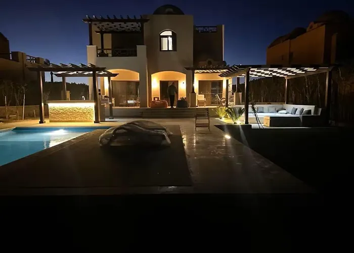 Exclusive In Sabina • 4 Br • Private Pool Villa